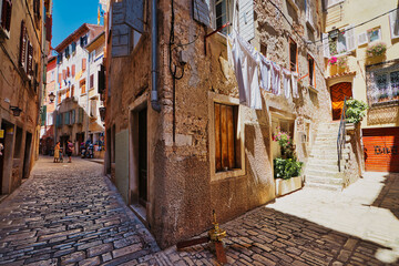 Fototapeta na wymiar croatia narrow street in old port city