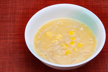 もやし入り中華風コーンスープ