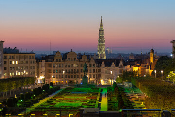 Fototapeta na wymiar Sunset over the skyline of Brussels