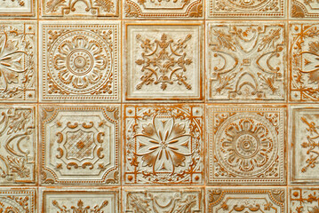 ceramic tile with simple symmetrical pattern