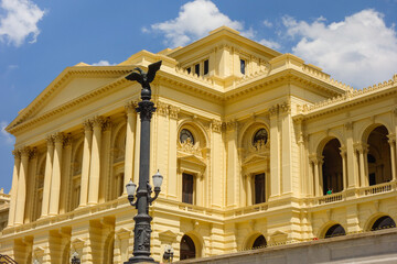 Fototapeta premium Sao Paulo, Brazil: facade of historic palace of Ipiranga Museum at Independence Park