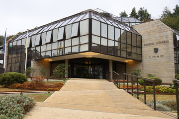 Le conseil général du Finistère, ou conseil départemental, vue de l'extérieur, ville de...