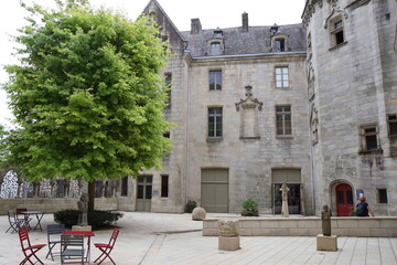 Bâtiment typique, vue de l'extérieur, ville de Quimper, département du Finistère, Bretagne, France