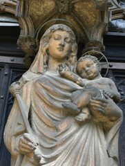 STATUE  FROM STONE OF VIRGIN MARY AND JESUS CHRIST AT LINCOLN CATHEDRAL UK .The Cathedral Church of the Blessed Virgin Mary of Lincoln