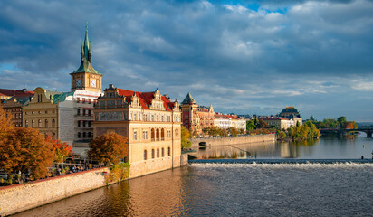 Europe, Czech Republic, Prague, autumn, river, Charles Bridge, sky, clouds, Royal Palace, castle