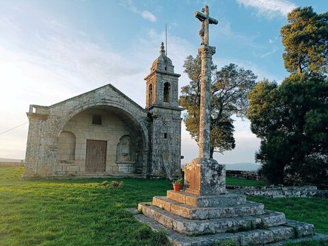 Capilla de A Ermida da Peneda en Redondela, Galicia