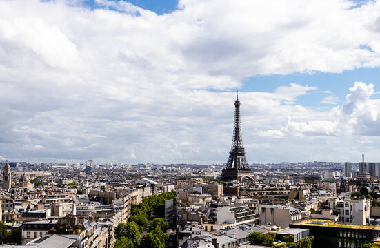 View of the city pof Paris, and its more famous monument, the Eiffel Tower
