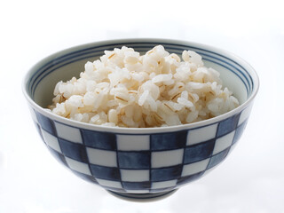 もち麦ご飯　　白バック