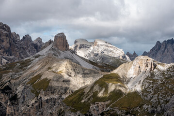 Fototapeta na wymiar Scenic wild alpine landscape around the 3 Zinnen mountains, the dolomites in South Tyrol