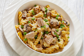 tuna mushroom green pea fusilli with sauce
