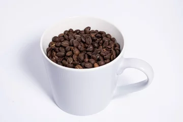 Crédence de cuisine en verre imprimé Bar a café mug with coffee beans isometric