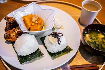 おにぎり
