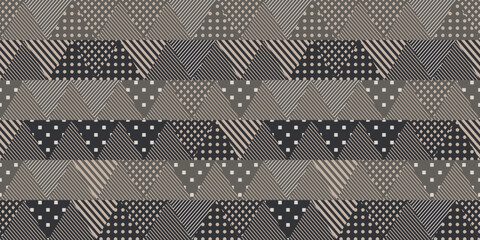 Retro triangles. Seamless pattern