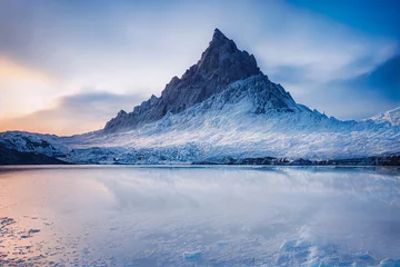 Fotobehang landscape with mountains and snow © CREATIVE STOCK