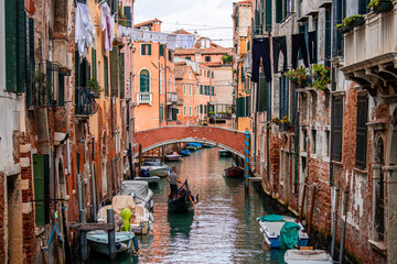 Fototapeta na wymiar Street view in Venice, Italy.