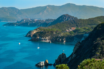 Fototapeta na wymiar Beautiful island of Elba in late summer