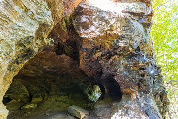 Hiking in the Alum Cove Trail