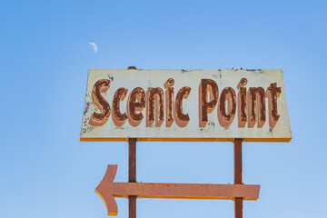 Close up shot of the sign of Scenic Point