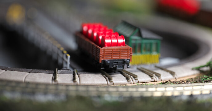 Modeleisenbahn / Spur N / Drehscheibe / Bahn
Spielzeug / Lokomotive / G&uuml;terwagen / Eisenbahn /
Prellbock / Gleise / 