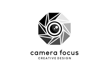 Black and white camera lens vector illustration logo design