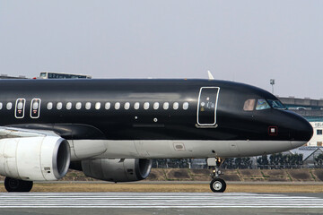 Obraz premium airplane at airport