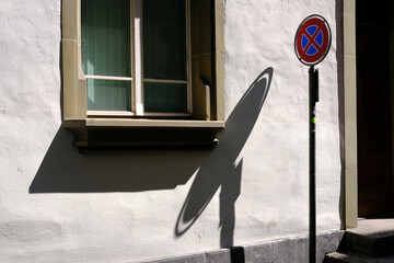Do Not Stop Traffic Sign in Bern, Switzerland.