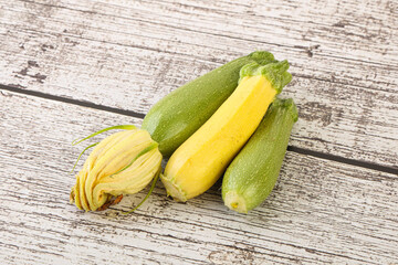 Raw baby organic zucchini heap