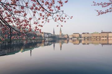 Germany, Hamburg, Inner Alster Lake in spring