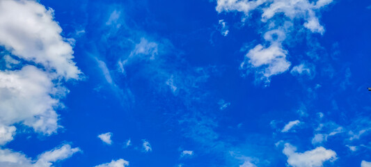 Fototapeta na wymiar Skyscape blue sky with cloud for background
