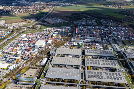BAUMA 2022, gr&ouml;&szlig;te Baumaschinenmesse der Welt auf dem Messegel&auml;nde M&uuml;nchen