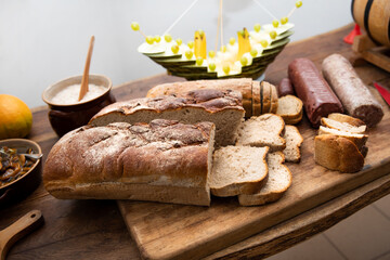 wiejski stół, chleb, bread - obrazy, fototapety, plakaty