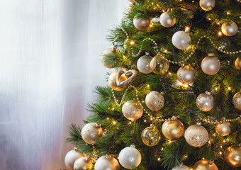 Decorated Christmas Tree at Home - 544085984