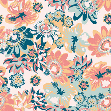 Seamless hand drawn tropical vector pattern with pastel flowers over pale pink background - Vector	

