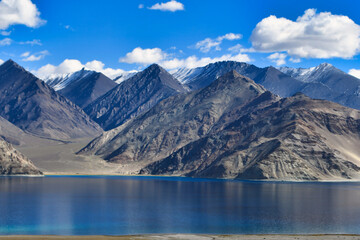 Fototapeta na wymiar Pangong Tso or Pangong Lake is an endorheic lake spanning eastern Ladakh and West Tibet situated at an elevation of 4,225 m.