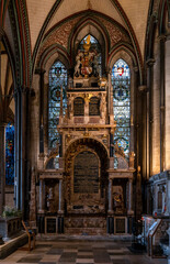 Fototapeta na wymiar altar tomb inside the Salisbury Cathedral
