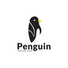 Obraz premium Black and white penguin logo. vector clip art.