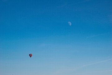 winter air balloons in the sky