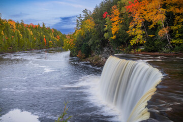 Autumn Falls