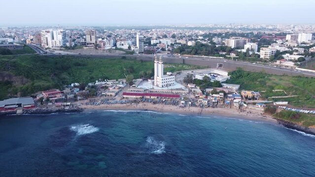 Mosquée de la divinité et mer 9 - Dakar, Senegal - shot taken with drone