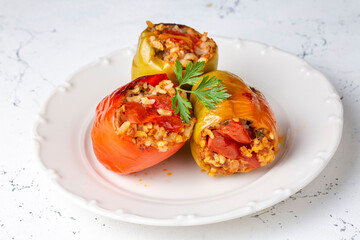 Traditional Turkish foods; Stuffed pepper (etli biber dolmasi)
