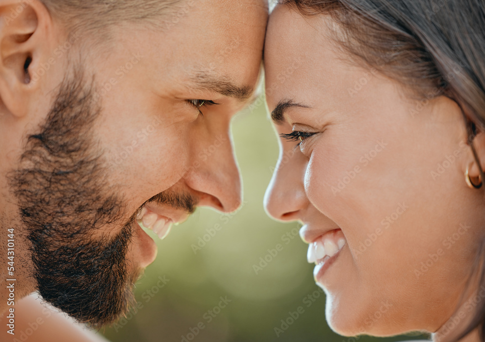 Poster Face of happy couple touching head in love, care and happiness in garden, park or spring nature outdoors. Closeup young, smile and happy people, man and woman relax together on romantic summer date