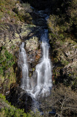 Fototapeta na wymiar Cascata da Ribeira das Quelhas - Portugal (Queda de água Serra da Lousã)