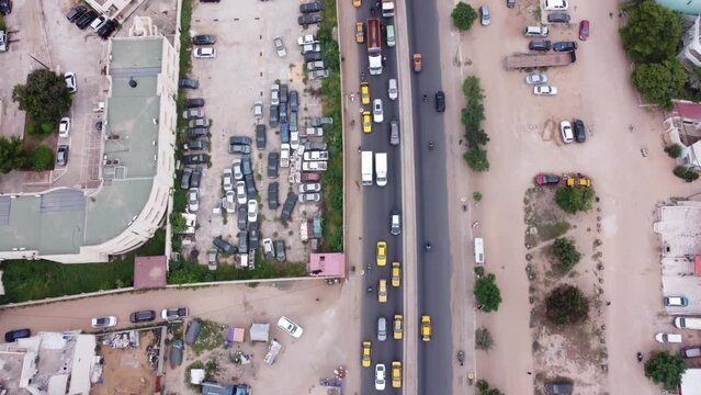 Ville de Dakar, Afrique, traffic et bouchon - Shot taken with drone