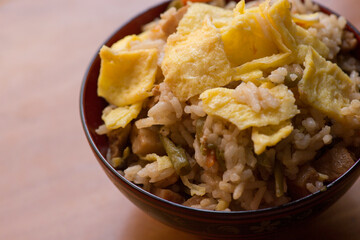 Maze gohan traditional japanese food fried rice with vegetables and egg