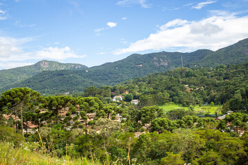 Fototapeta na wymiar Panoramic view of the village of Monte Verde, Minas Gerais. Village with mountains and nature adventure trails and events.