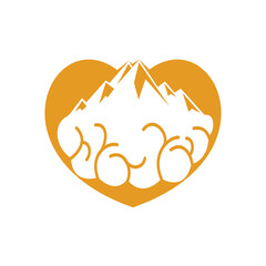 Obraz premium Mountain and Brain combination concept. Peak of brain idea.