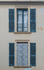 Fenêtre murée, France