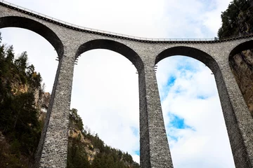 Papier Peint photo Viaduc de Landwasser the famous Swiss Landwasser Viaduct train bridge
