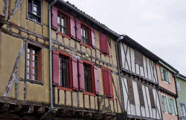 Fototapeta na wymiar Maisons colorées