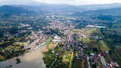 Lago de Pátzcuaro hacia Janitzio, Morelia Michoacán día de muertos.